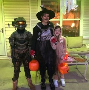 Meet your Posher, Ashlee